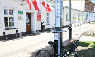 Obraz przedstawiający Nowa inicjatywa w gminie - stacja rowerowa
